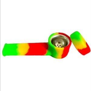 Silicone bowl with cover